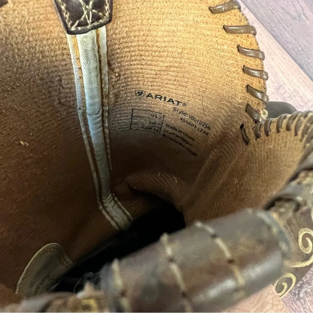 Ariat Kids‎ 2 Brown Leather Boots With Embroidered Design